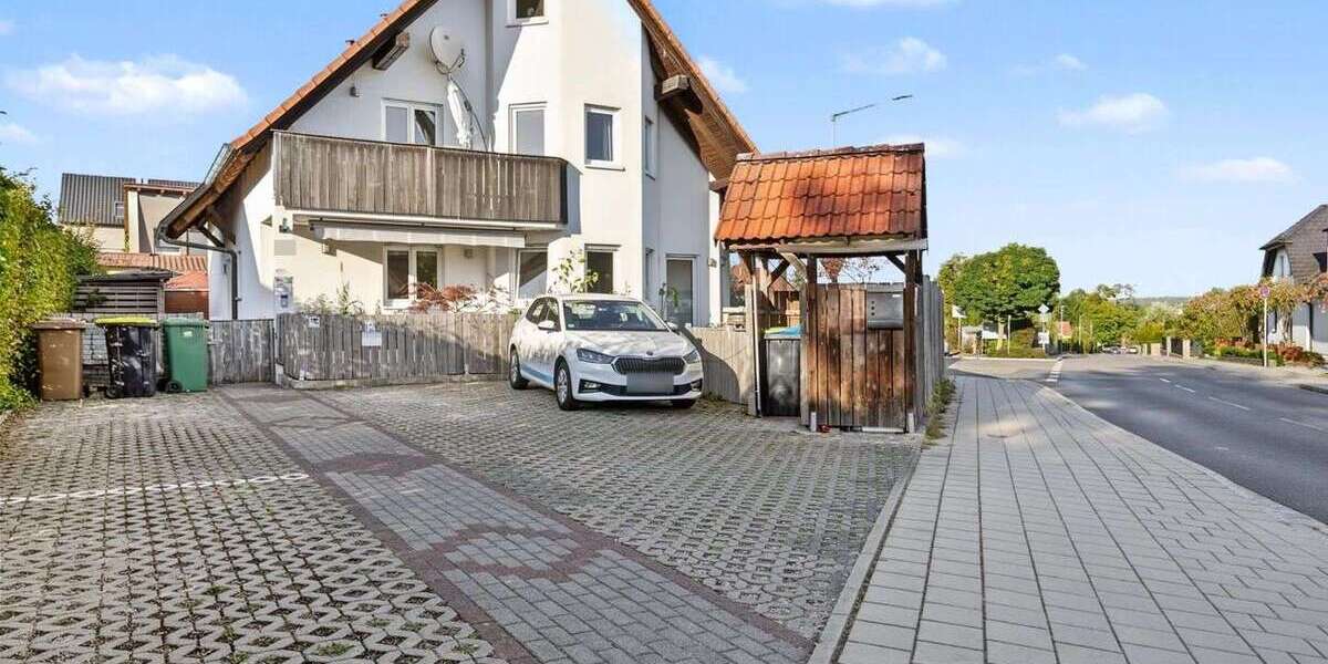 Einfamilienhaus Cadolzburg - 9 Zimmer, 237 m&sup2;, 899.000&euro; | Angebot:27585926