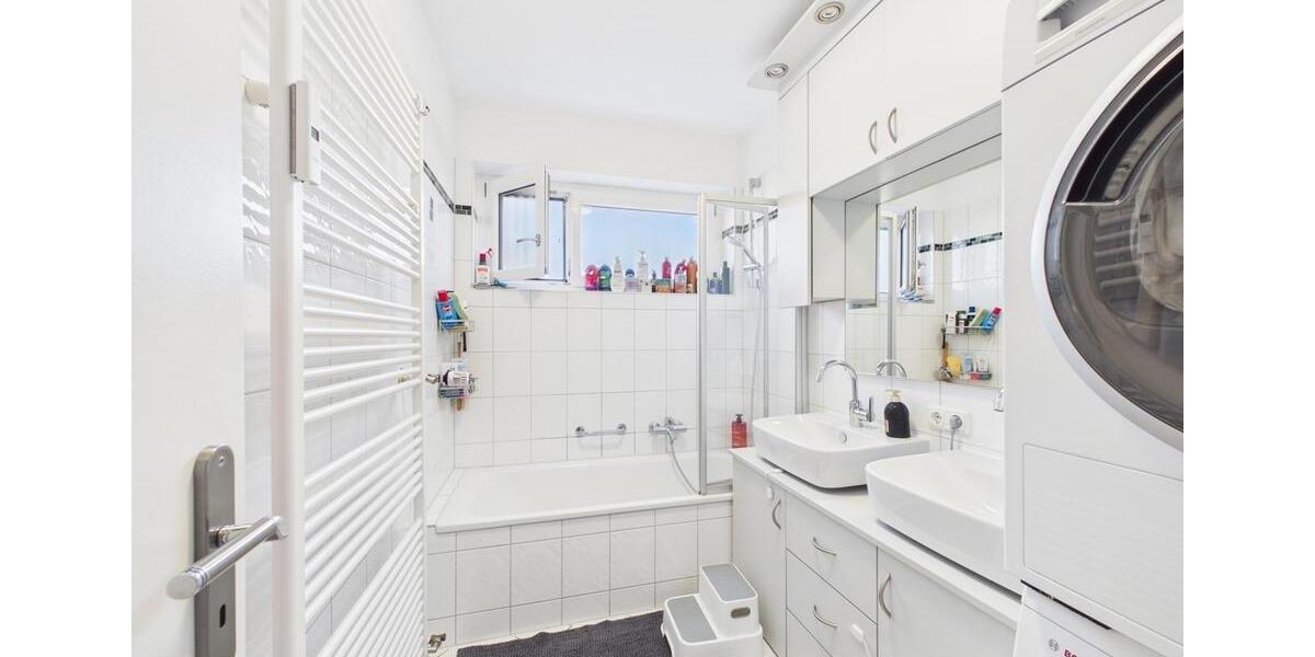 Etagenwohnung Oberasbach - 3 Zimmer, 83 m&sup2;, 850&euro; | Angebot:25649105