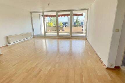 Wohnung Nürnberg Langwasser - 3 Zimmer, 95 m&sup2;, 1.080&euro; | Angebot:25668717