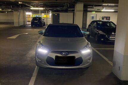 Hyundai Veloster 122.500 km 5.900 &euro; Nürnberg 90411