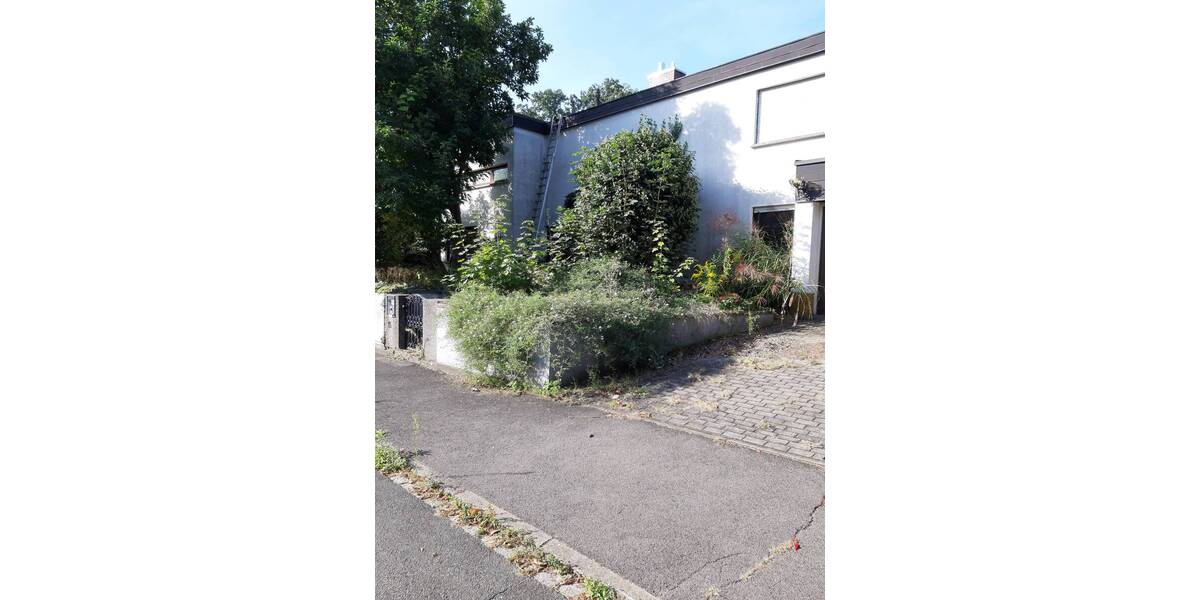 Einfamilienhaus Zirndorf Bronnamberg - 9 Zimmer, 160 m&sup2;, 469.000&euro; | Angebot:25662809