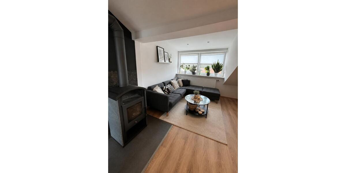 Dachgeschoßwohnung Erlangen Bruck - 3.5 Zimmer, 83 m&sup2;, 1.150&euro; | Angebot:26606083