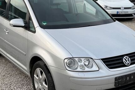 VW Touran 234.000 km 2.950 &euro; Grosshabersdorf 90613
