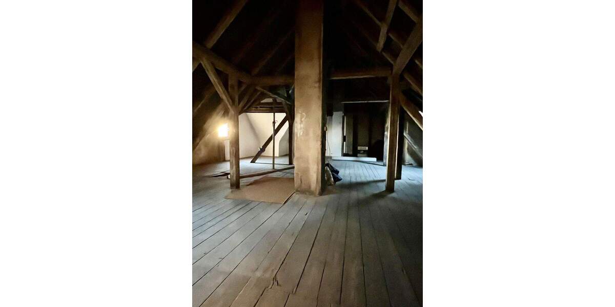 Etagenwohnung Fürth Innenstadt - 3 Zimmer, 80 m&sup2;, 99.000&euro; | Angebot:25753327