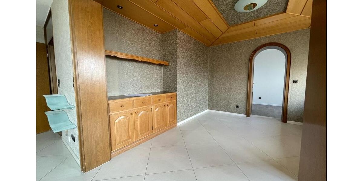 Dachgeschoßwohnung Nürnberg Gaismannshof - 4.5 Zimmer, 127 m&sup2;, 1.650&euro; | Angebot:25306318