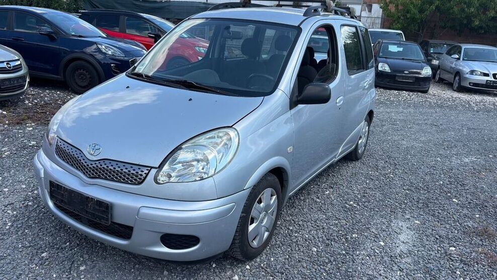 Yaris
