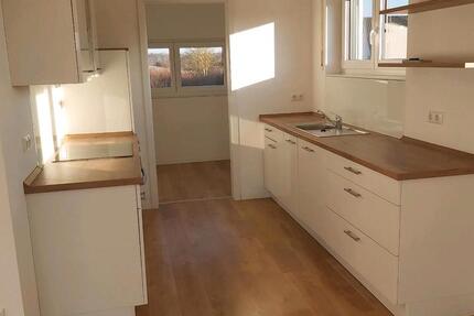 Wohnung Heßdorf - 3 Zimmer, 110 m&sup2;, 1.400&euro; | Angebot:26384782