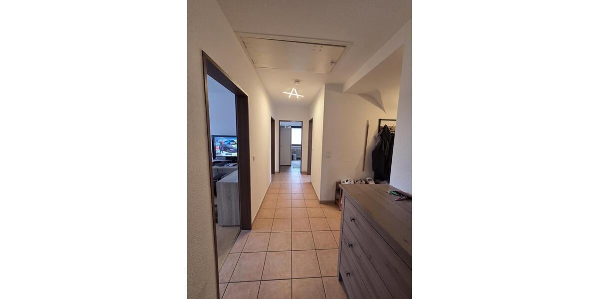Dachgeschoßwohnung Röthenbach an der Pegnitz - 3 Zimmer, 88 m&sup2;, 900&euro; | Angebot:26492899