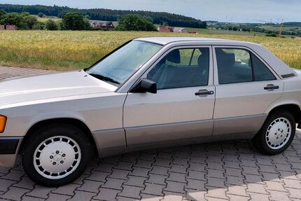 Mercedes-Benz 190 116.000 km 7.900 &euro; Roßtal 90574