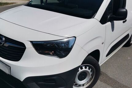 Opel Combo 110.200 km 8.999 &euro; Fürth 90762