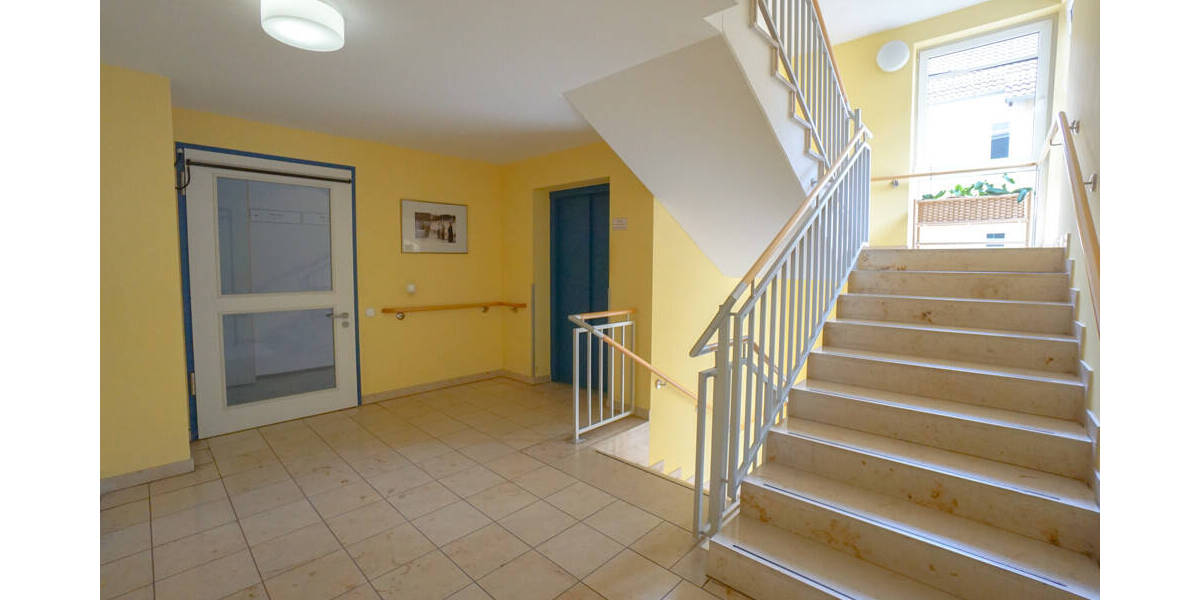 Etagenwohnung Nürnberg Röthenbach b Schweinau - 2 Zimmer, 47 m&sup2;, 210.000&euro; | Angebot:26694658
