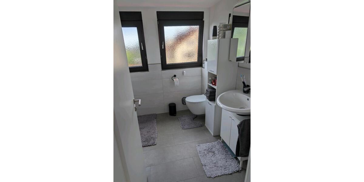 Dachgeschoßwohnung Forchheim - 2.5 Zimmer, 85 m&sup2;, 980&euro; | Angebot:27607668