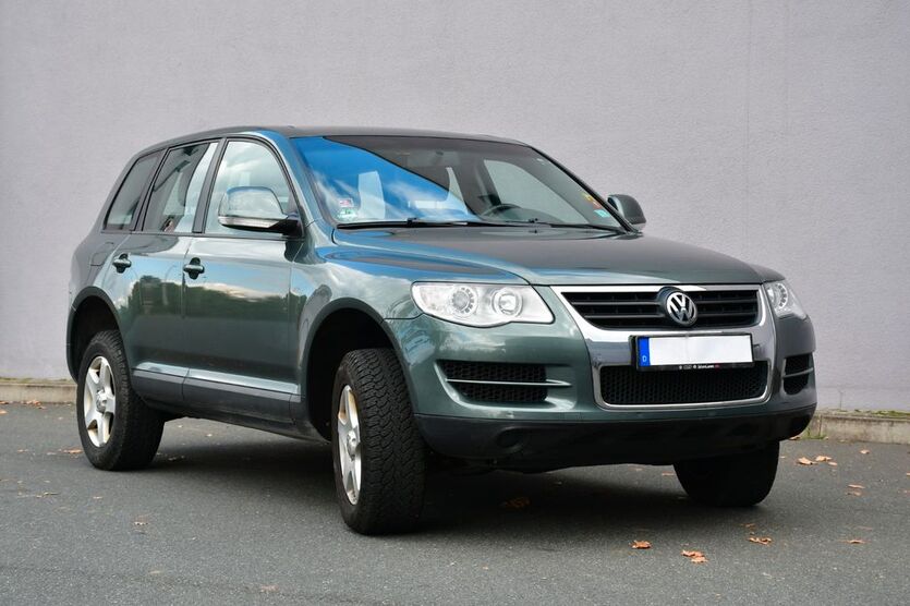 VW Touareg 245.000 km 8.900 € Erlangen 91056