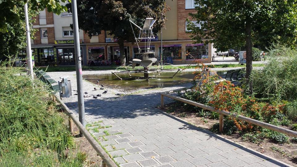 Voll möblierte lichtdurchflutete sonnige 2-Zi-Wohnung Stadtpark 2 zimmer