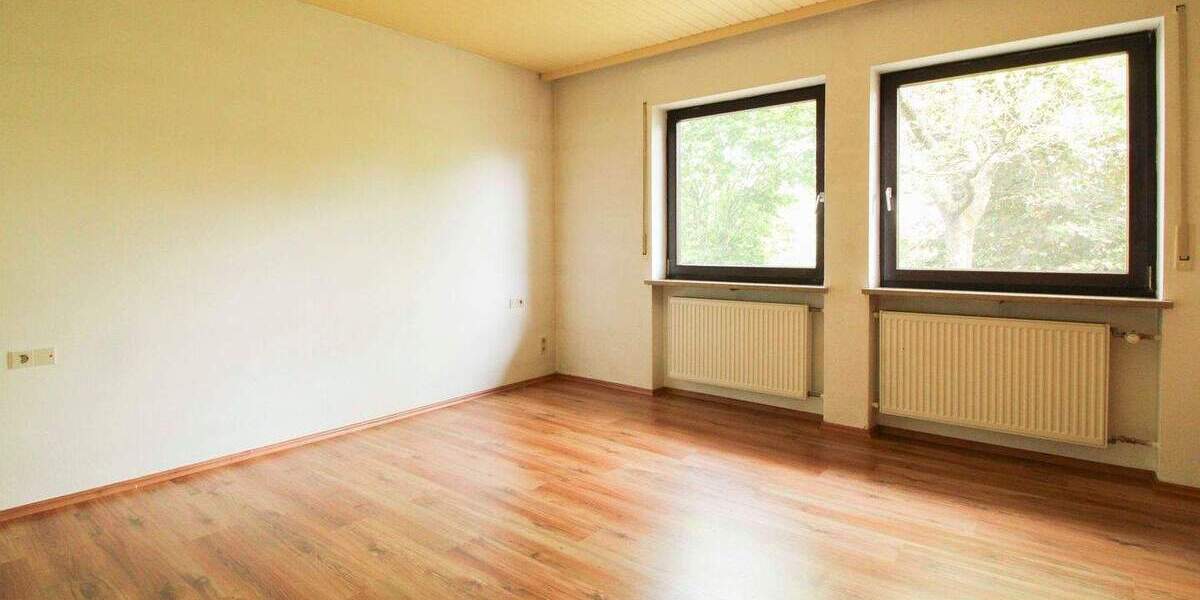 Ihr neues Zuhause mit Potenzial - Großzügige Immobilie für Familie, Mieter oder Mehrgenerationen 8 zimmer