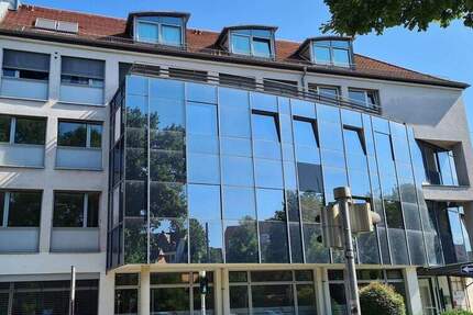 Nürnberg-Rosenau: Tolle 4-Zimmer-Wohnung mit Blick zur Burg Einbauküche Balkon Stellplatz 4 zimmer