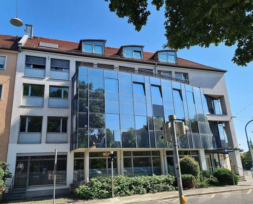 Nürnberg-Rosenau: Tolle 4-Zimmer-Wohnung mit Blick zur Burg Einbauküche Balkon Stellplatz 4 zimmer