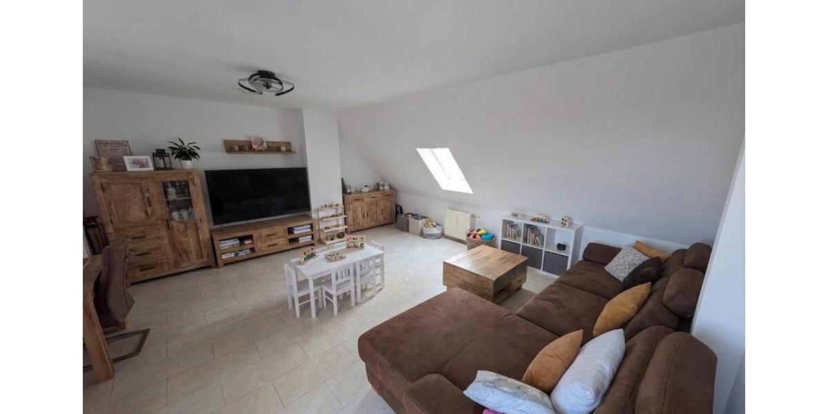 Dachgeschoßwohnung Nürnberg Hasenbuck - 3 Zimmer, 102 m&sup2;, 385.000&euro; | Angebot:26355393