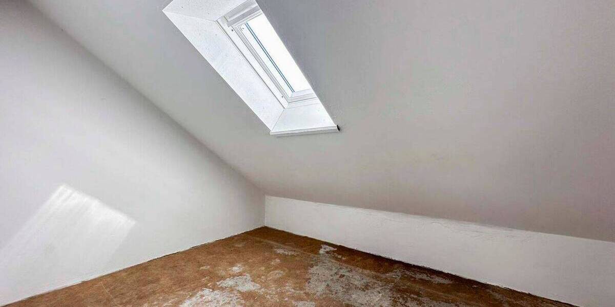Mehrfamilienhaus, Wohnhaus Heßdorf Niederlindach - 9 Zimmer, 230 m&sup2;, 528.000&euro; | Angebot:26827480