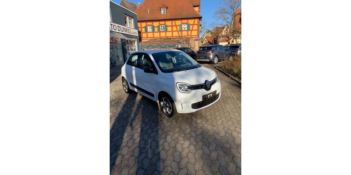 Renault Twingo 27.932 km 10.900 &euro; Nürnberg 90475