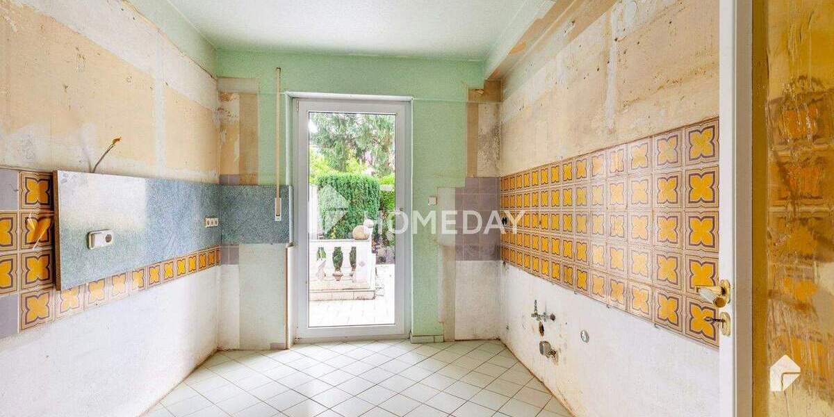 TOLLES HAUS IN BESTER LAGE, mit Hallenbad, Sauna, ca. 200m², 6 Zi., großes Grdst., Zerzabelshof 6 zimmer