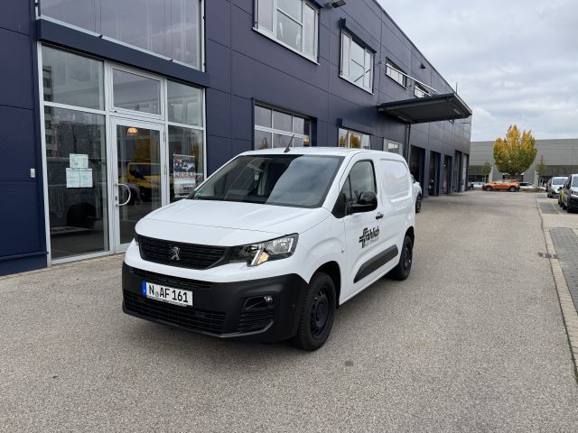 Peugeot Partner 26.000 km 16.390 &euro; Nürnberg OT Schweinau 90439