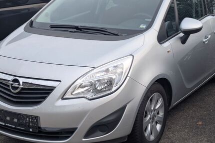 Opel Meriva 40.346 km 6.100 € Emskirchen 91448