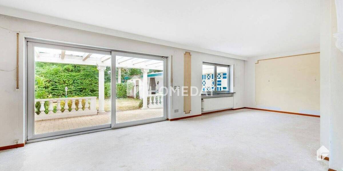 TOLLES HAUS IN BESTER LAGE, mit Hallenbad, Sauna, ca. 200m², 6 Zi., großes Grdst., Zerzabelshof 6 zimmer