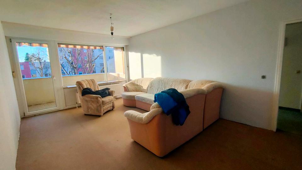 TOP Lage Unverbaubare Aussicht sehr helle Wohnung 4 zimmer