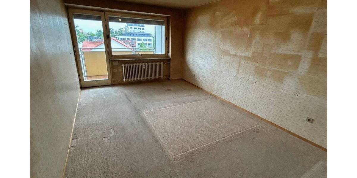 Etagenwohnung Erlangen Innenstadt - 4 Zimmer, 104 m&sup2;, 349.000&euro; | Angebot:25700820