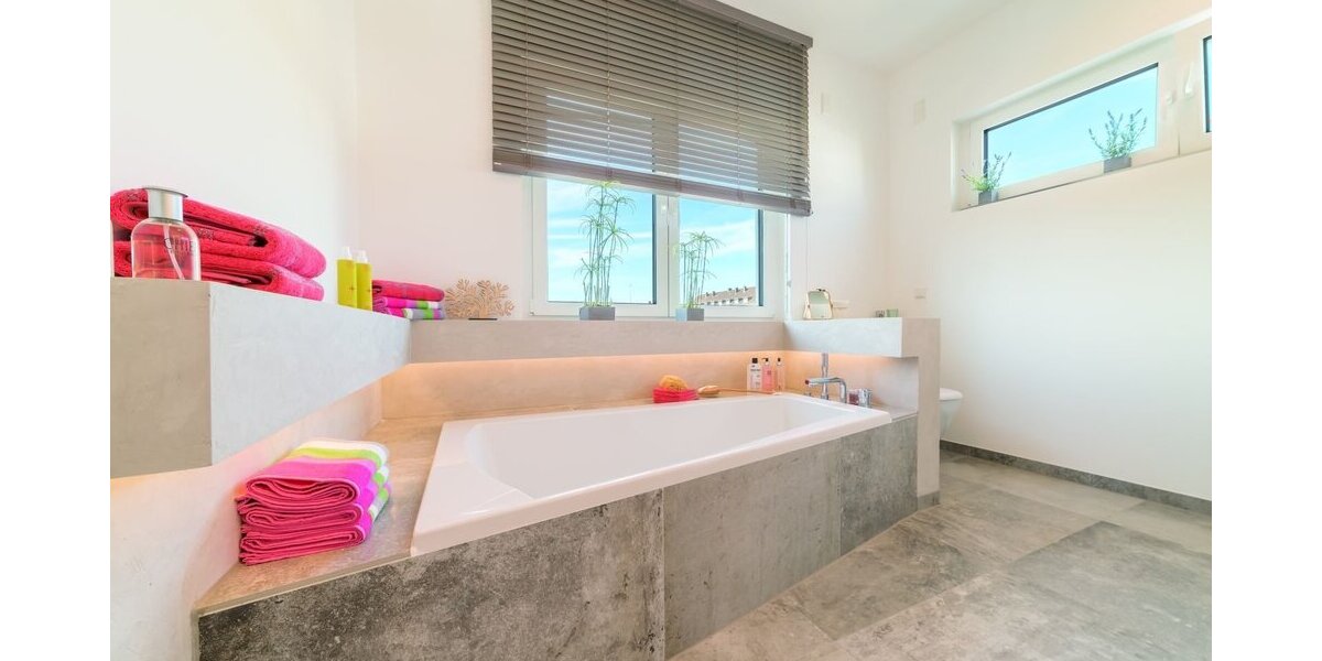 LAGE LAGE !!1 von 2 noch verfügbar ,exklusive mondäne DHH mit Dachterasse in Buckenhof zum Preis einer Wohnung,5 min zur international School - Doppelhaushälfte Buckenhof | Angebot:27479277