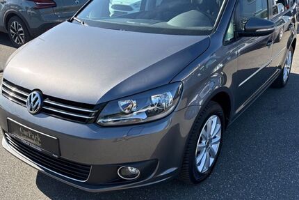 VW Touran 136.003 km 9.599 &euro; Fürth 90763