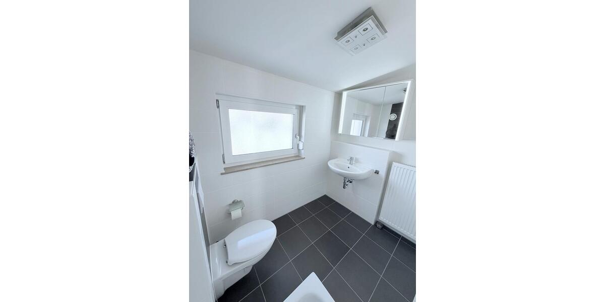 Reihenhaus Nürnberg Kleinweidenmühle - 4 Zimmer, 136 m&sup2;, 570.000&euro; | Angebot:25842408