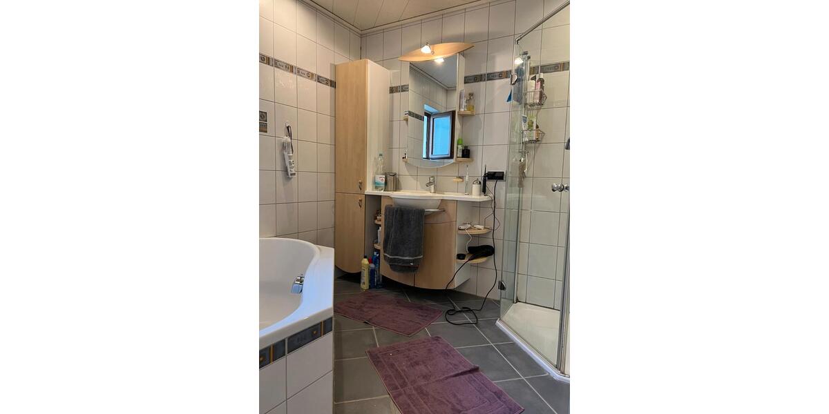 Mehrfamilienhaus, Wohnhaus Bubenreuth - 8 Zimmer, 215 m&sup2;, 739.000&euro; | Angebot:26453412