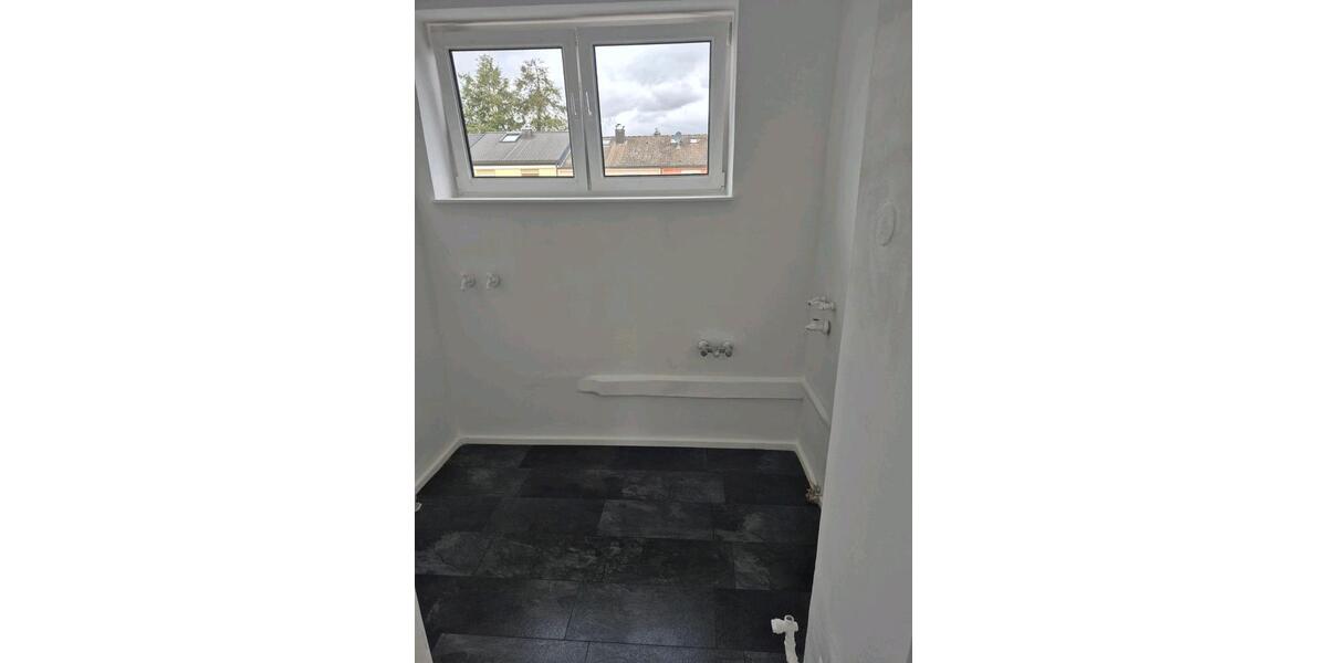 Reihenhaus Nürnberg Langwasser - 7 Zimmer, 98 m&sup2;, 398.000&euro; | Angebot:25781458