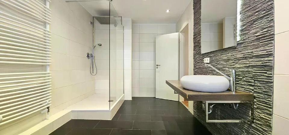 Provisionsfreie 2-Zimmer Maisonette Wohnung in der Südstadt 2 zimmer