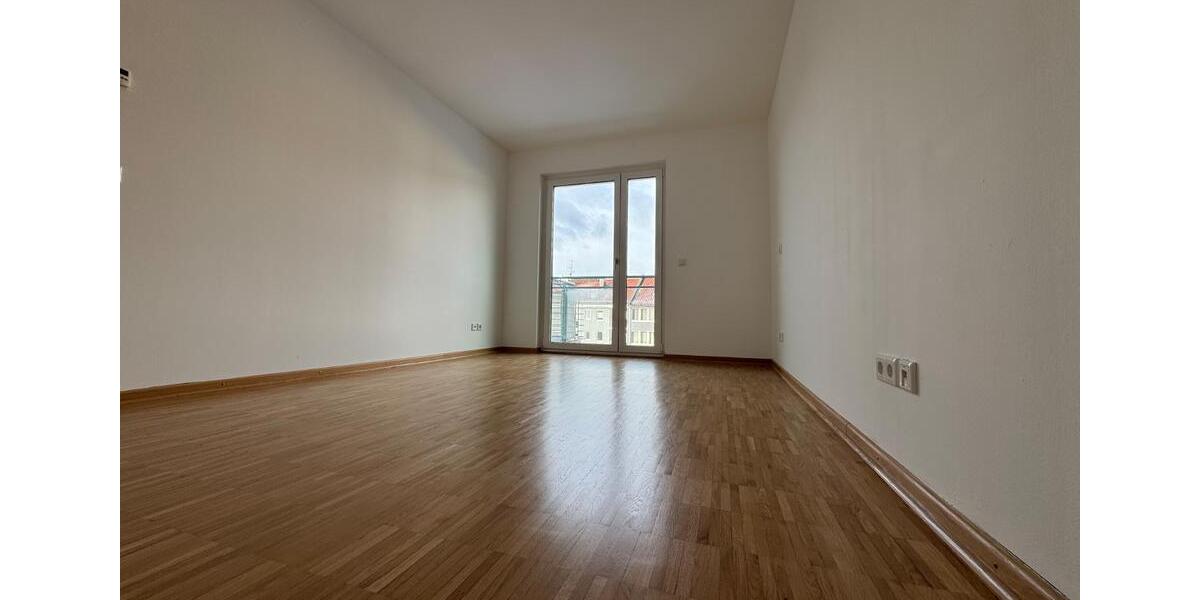 Helle 2-Zimmer-Wohnung mit TG und großem Balkon in zentraler Lage 2 zimmer