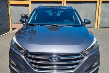 Hyundai TUCSON 87.900 km 15.900 &euro; Fürth 90765