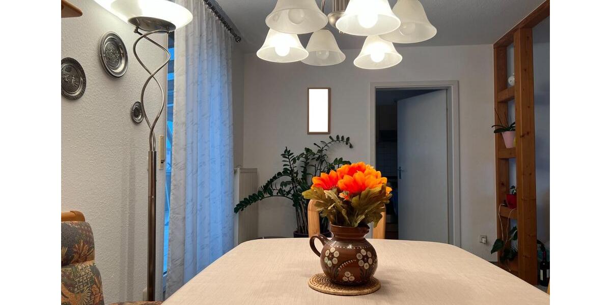 Attraktive 2-Zimmer Dachgeschoss Wohnung in Großenseebach 2 zimmer