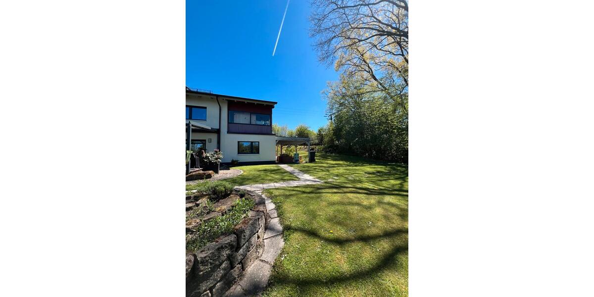 Etagenwohnung Emskirchen - 2 Zimmer, 85 m&sup2;, 990&euro; | Angebot:26399562