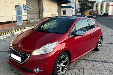Peugeot 208 168.000 km 4.800 &euro; Nürnberg 90491