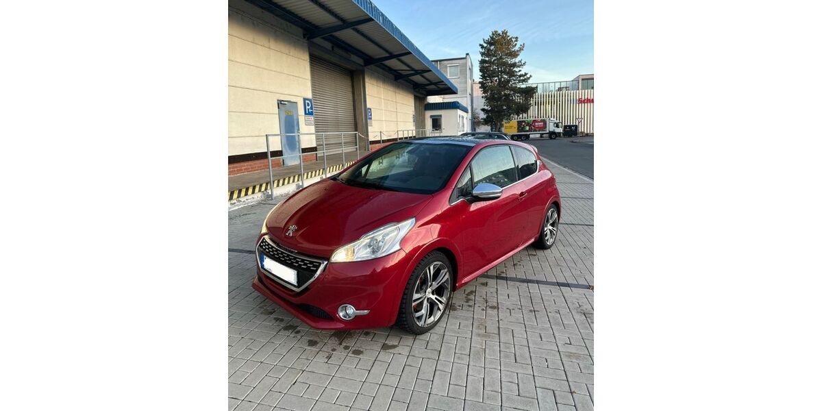 Peugeot 208 168.000 km 4.800 &euro; Nürnberg 90491