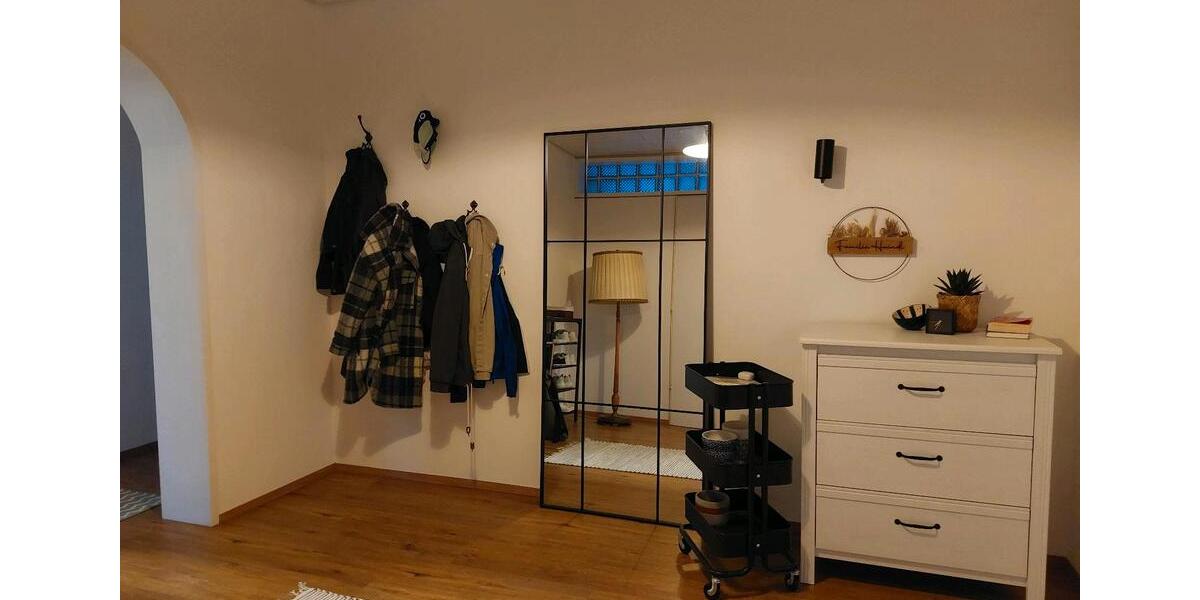 Großzügige 4-Zimmer-Wohnung mit Balkon & Garage in Roth 4 zimmer