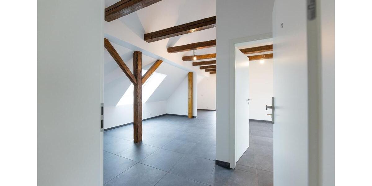 Dachgeschoßwohnung Nürnberg Almoshof - 2 Zimmer, 47 m&sup2;, 700&euro; | Angebot:25641043