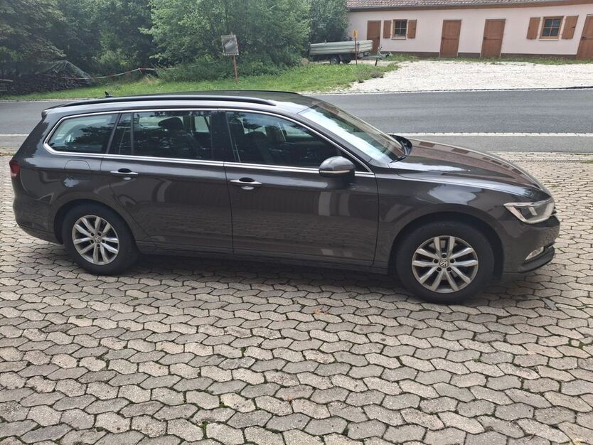 VW Passat Variant 131.543 km 13.395 € Rednitzhembach 91126
