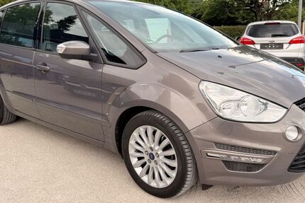 Ford S-Max 202.000 km 6.499 &euro; Oberasbach 90522