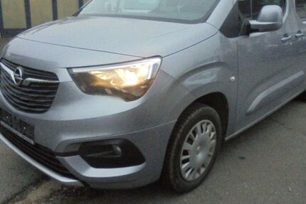 Opel Combo Life 66.900 km 19.900 € Nürnberg 90431