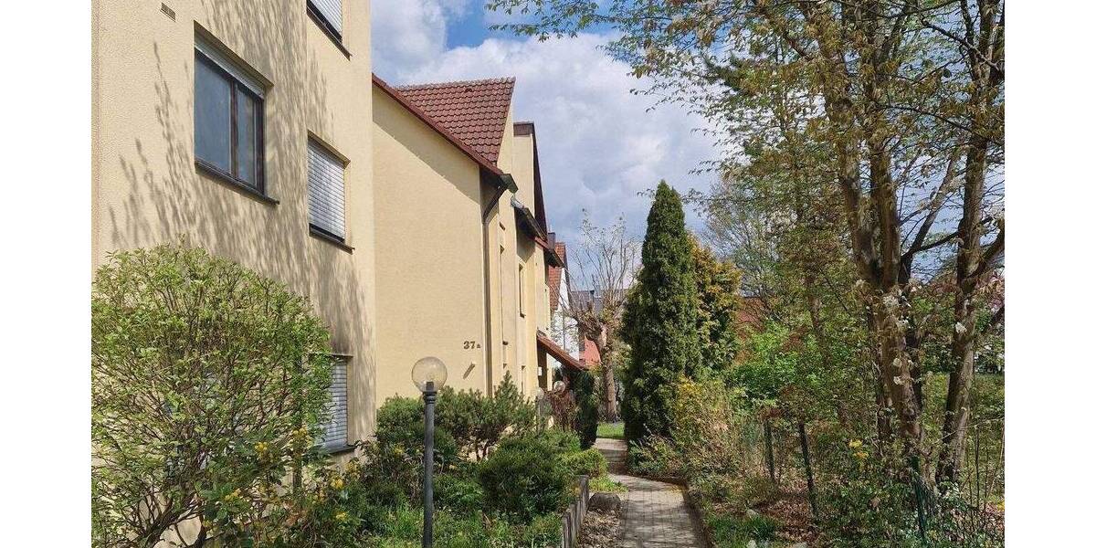 Etagenwohnung Wendelstein - 2 Zimmer, 66 m&sup2;, 859&euro; | Angebot:26220468