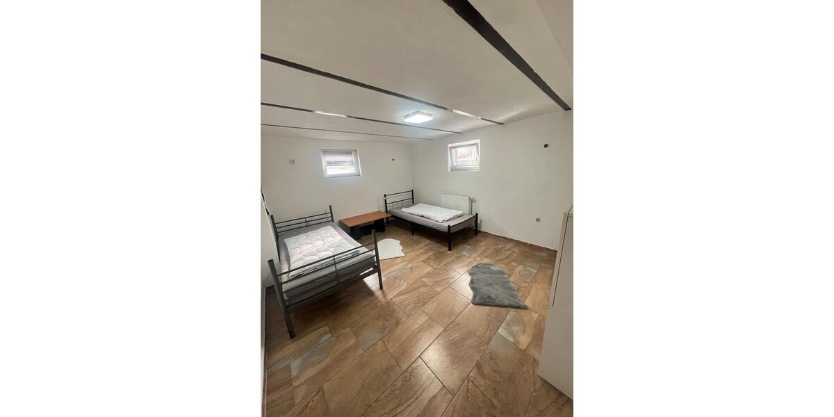 Etagenwohnung Feucht - 3 Zimmer, 60 m&sup2;, 300&euro; | Angebot:25659024