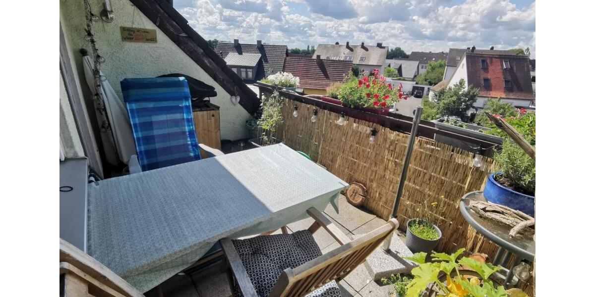 Dachgeschoßwohnung Forchheim - 3 Zimmer, 73 m&sup2;, 860&euro; | Angebot:25238332